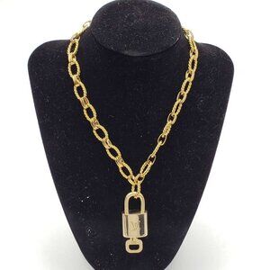 100% Auth Louis Vuitton Lock & Key with Unbranded Gold Plated Chain Necklace